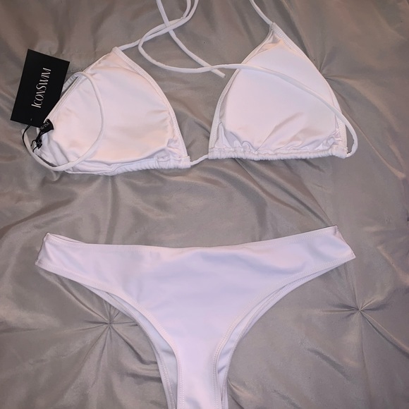 Minimal Two piece thong Bikini - Picture 4 of 7